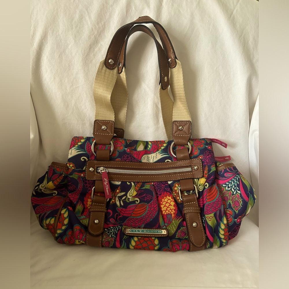 Lily Bloom bird design purse